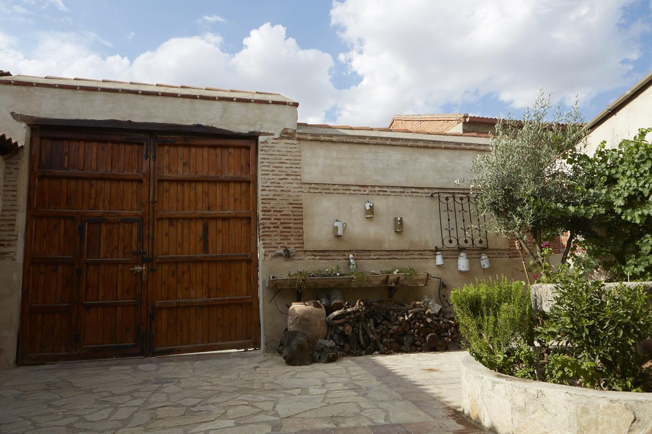Casa Rural La Casa De Las Manuelas Horcajo de las Torres Eksteriør bilde